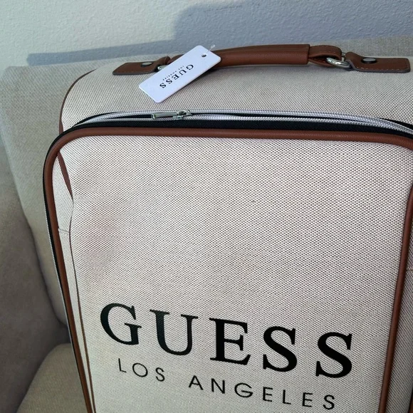 Guess Luggage - Picture 3 of 10